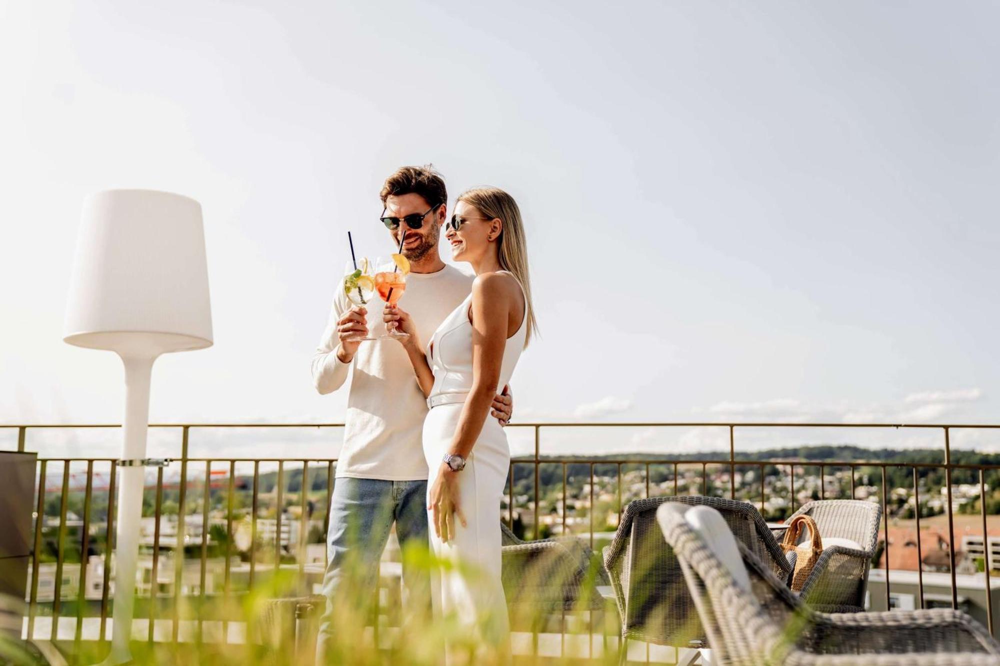 Hotel Allegra Lodge Клотен Екстериор снимка