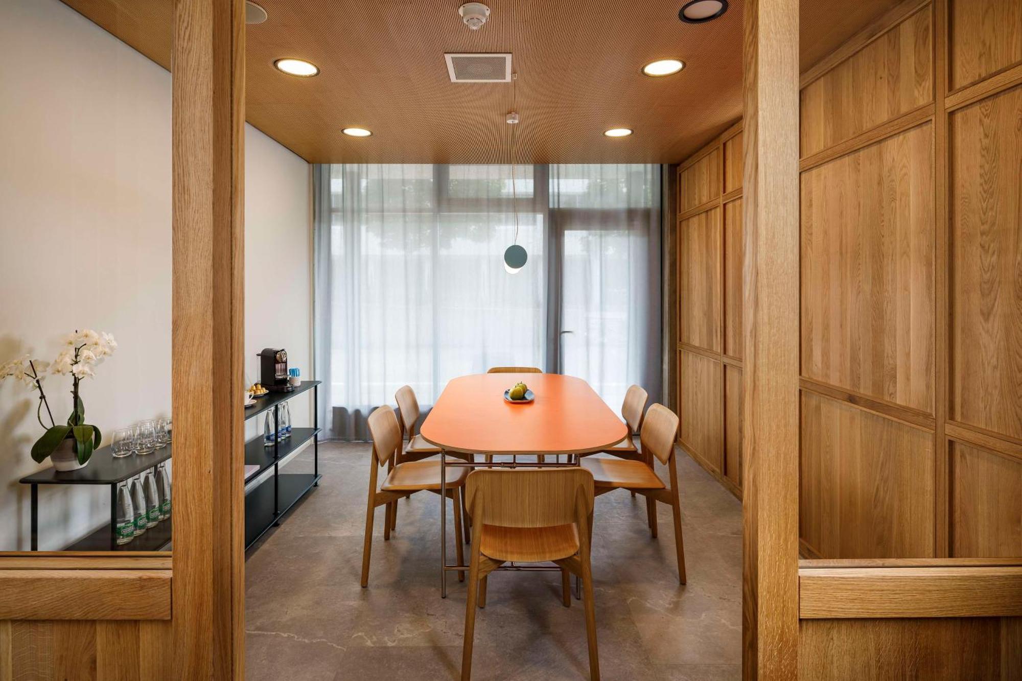Hotel Allegra Lodge Клотен Екстериор снимка