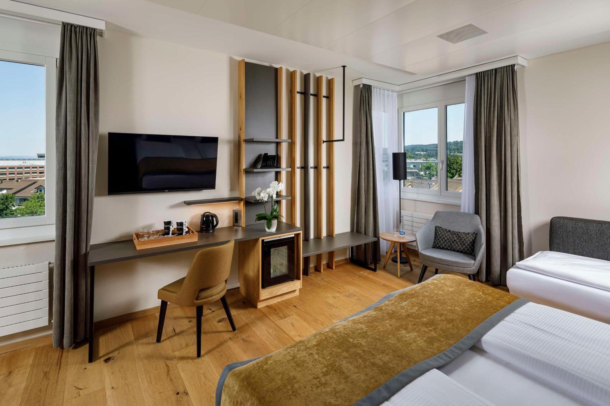 Hotel Allegra Lodge Клотен Екстериор снимка
