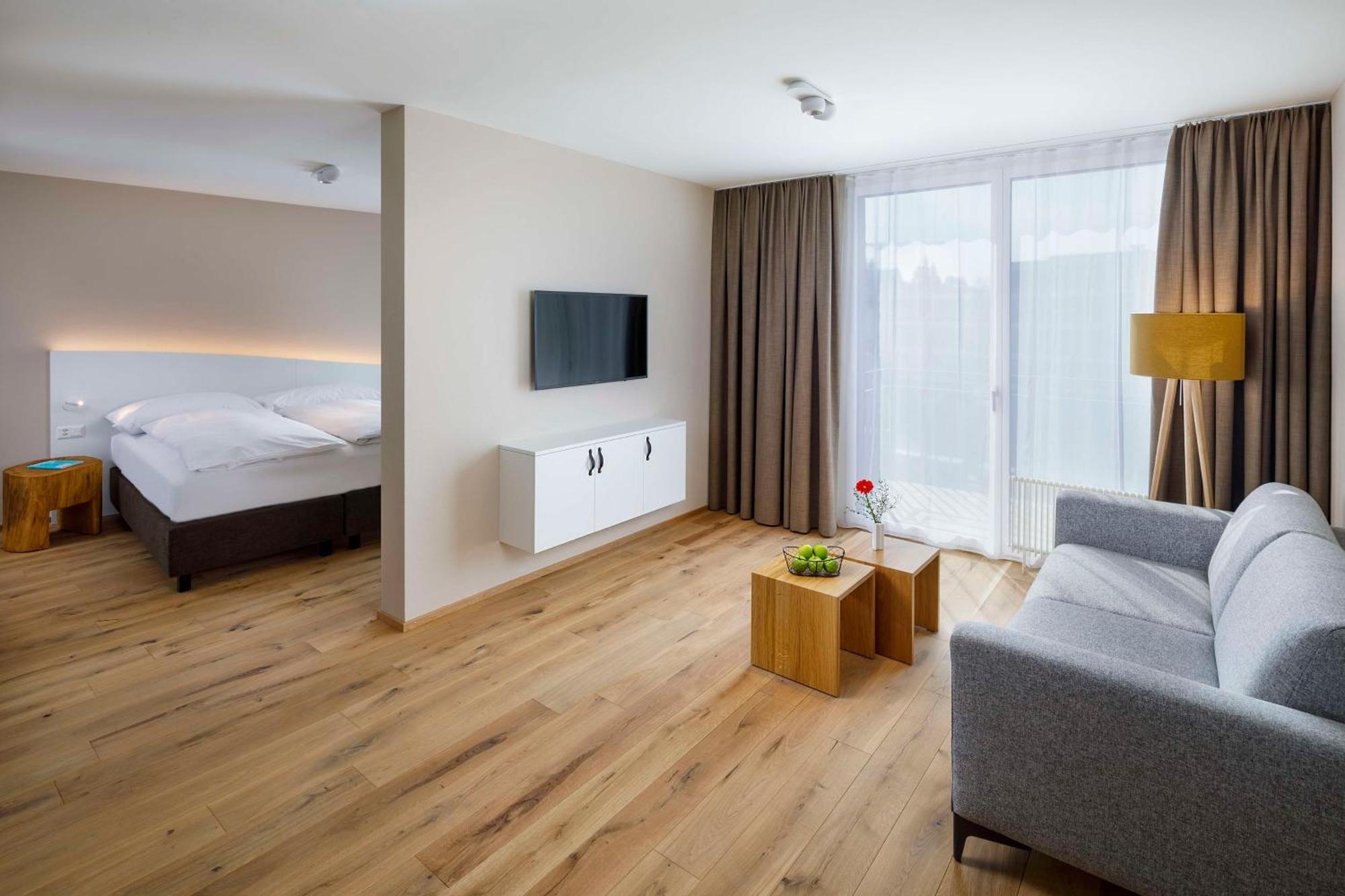 Hotel Allegra Lodge Клотен Екстериор снимка